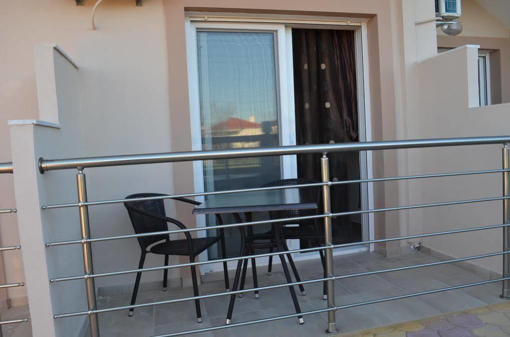 לימנריה Thassos Grand Villas Apartments & Studios מראה חיצוני תמונה